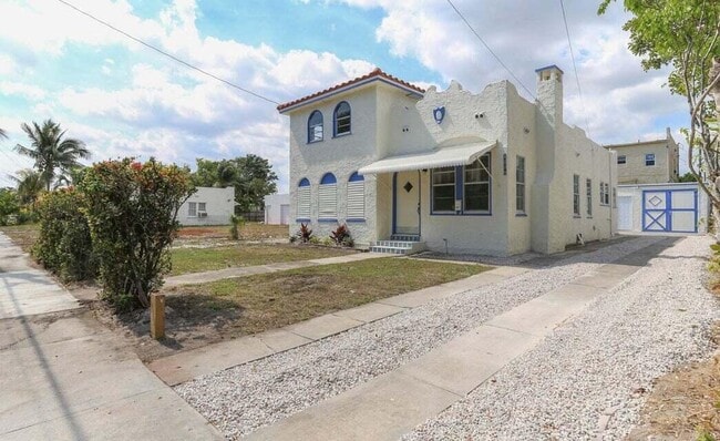 Foto del edificio - 4009 Garden Ave