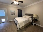 Foto principal - 127 Post Oak Rd