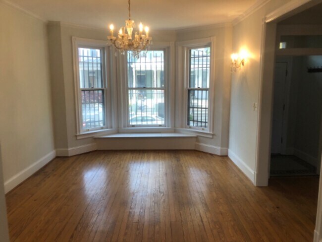 Foto del edificio - 1732 Church St NW