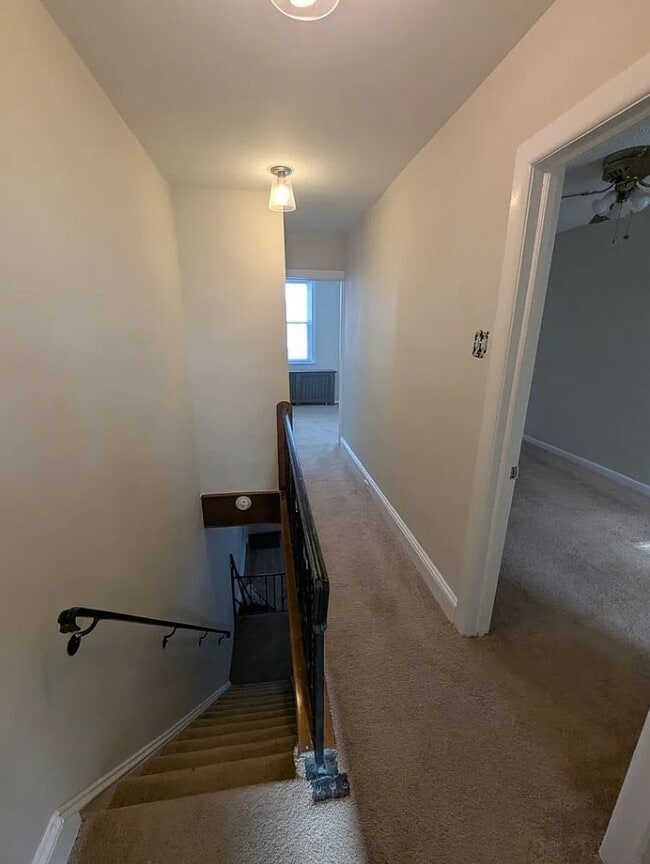 Foto del edificio - 5111 Worth St