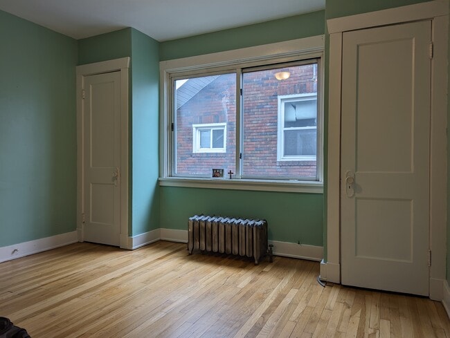 Building Photo - 3408 Iowa St