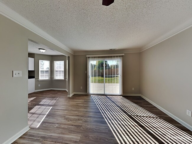 Building Photo - 7600 Gillman Ct