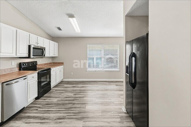 Building Photo - 2663 Fernleaf Dr
