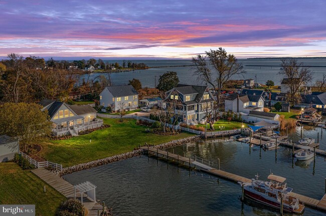 Foto del edificio - 6146 Drum Point Rd