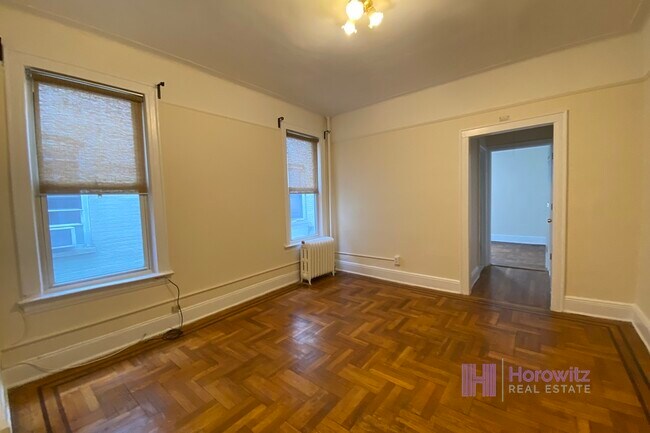 Building Photo - 33-34-34 29th St