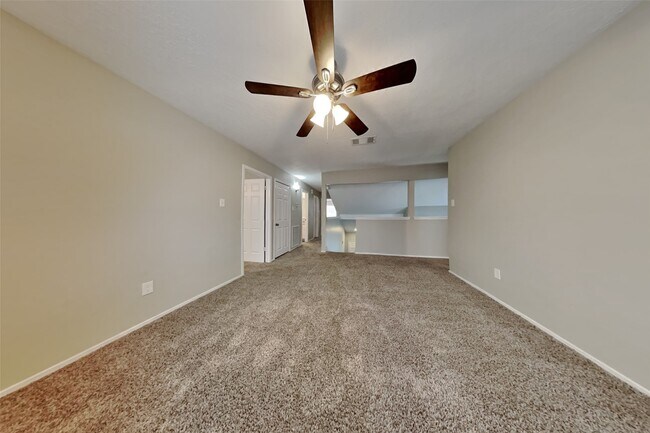 Foto del edificio - 21606 Crescent Heights St