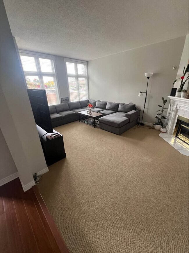 Photo du bâtiment - 1730 Murphy Rd