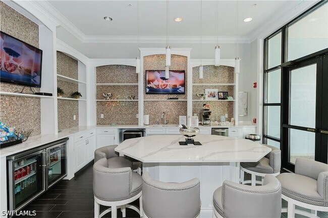 Foto del edificio - 6168 Harmony Dr