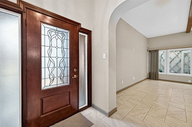 Building Photo - 15068 Kimberley Ct