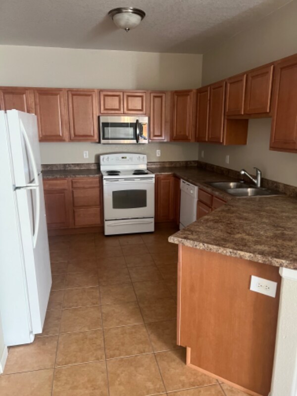 Foto del edificio - 2468 Thunder Mountain Drive