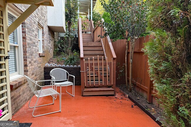 Foto del edificio - 3550 River Trace Dr