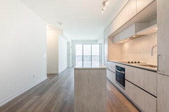 Building Photo - 6 David Eyer Rd