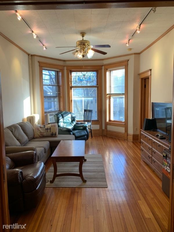 Building Photo - 1132 W Wrightwood Ave