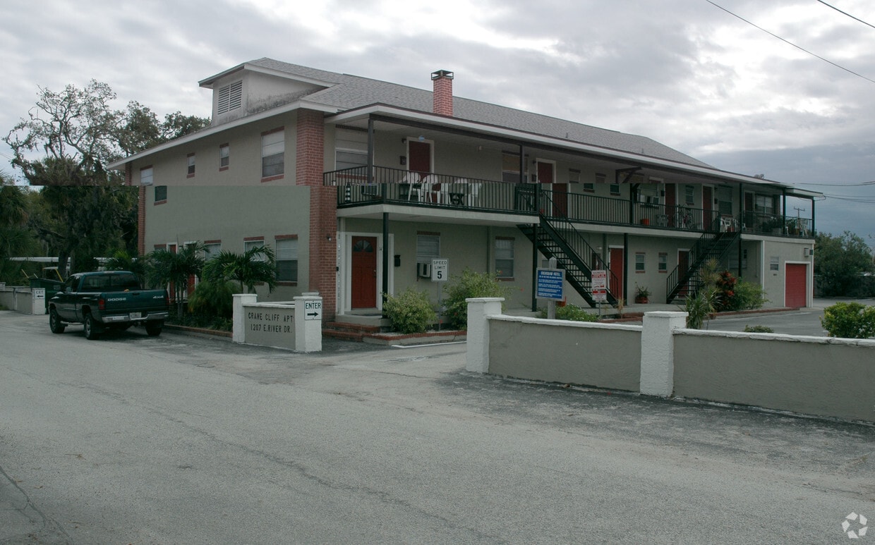 Primary Photo - 1207 River Dr