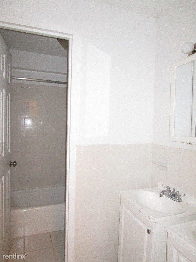 Foto del edificio - 751 E 133rd St
