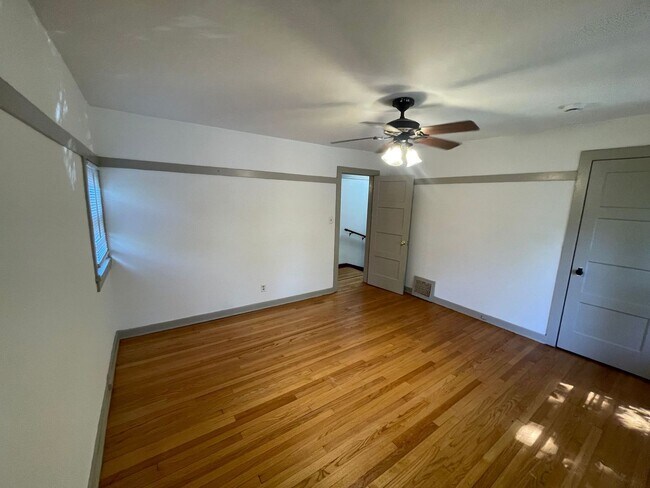 Foto del edificio - 3820-3822 N Humboldt Blvd.