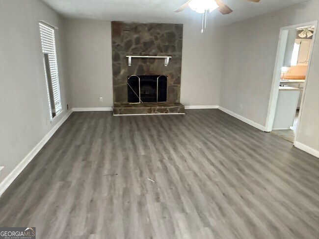 Foto del edificio - 3619 Bomar Rd