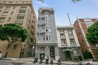 Building Photo - 630 Leavenworth St
