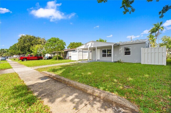 Foto del edificio - 301 NW 53rd Ct