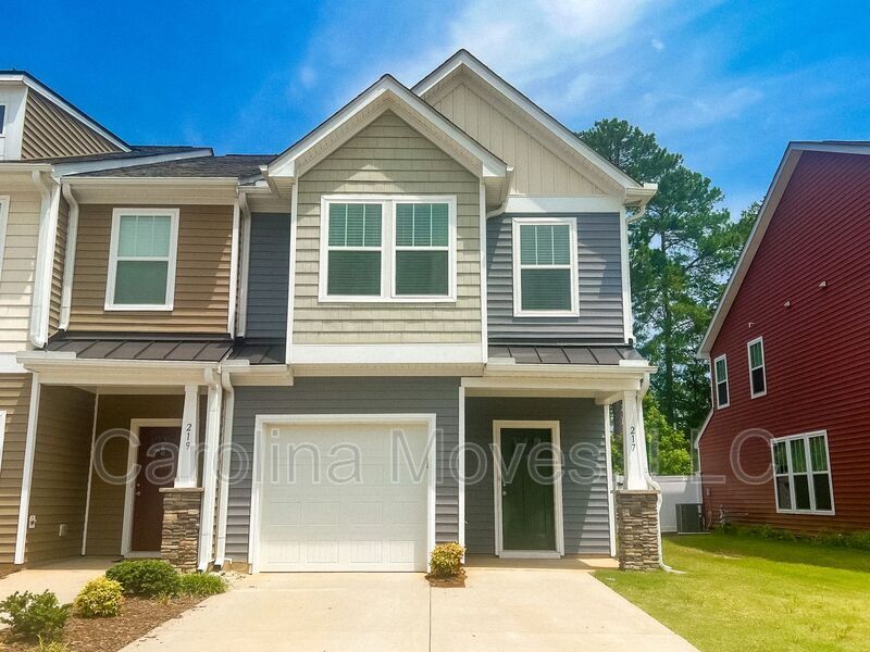 Foto principal - 217 Keaton Ct
