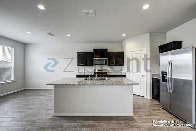 Building Photo - 9720 Fallston Dr