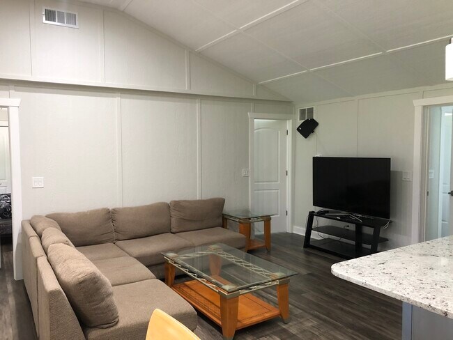 Foto del edificio - 14944 W 147th St