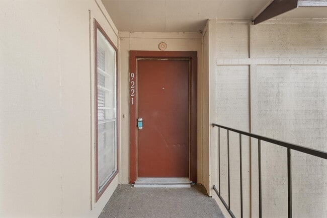 Foto del edificio - 9221 Imogene St