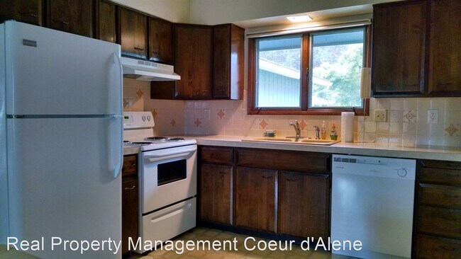 Building Photo - 2 br, 1.5 bath House - 201 W Vista Dr.