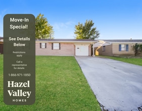 Building Photo - 8801 S Fairview Dr