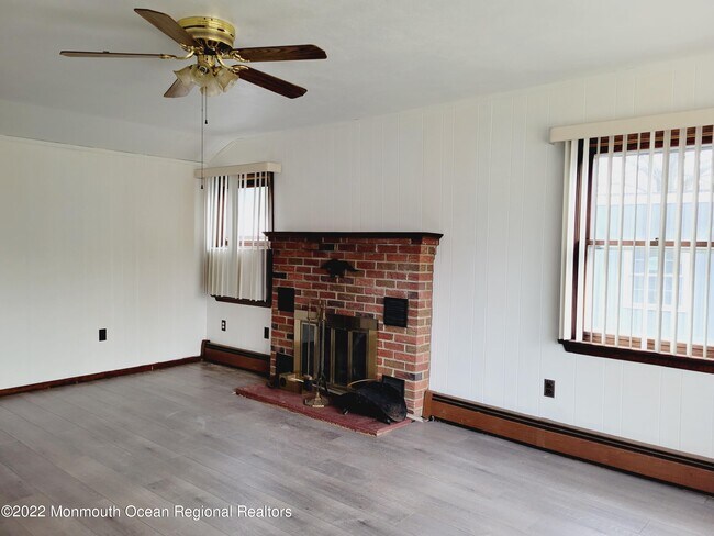 Foto del edificio - 222 Drum Point Rd