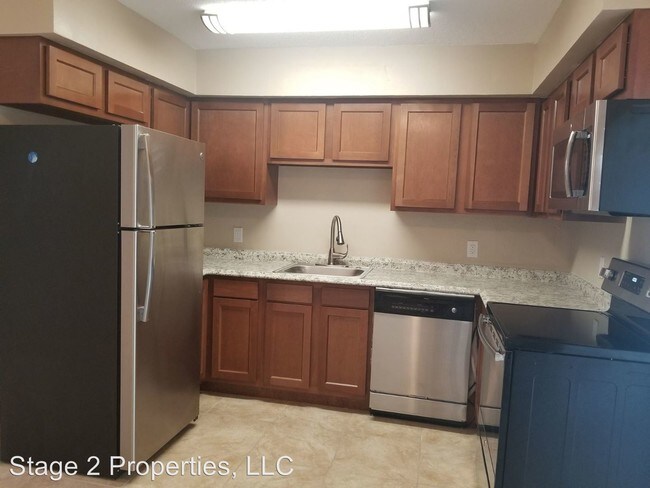 Foto del edificio - 6711 Ridge Crest Dr