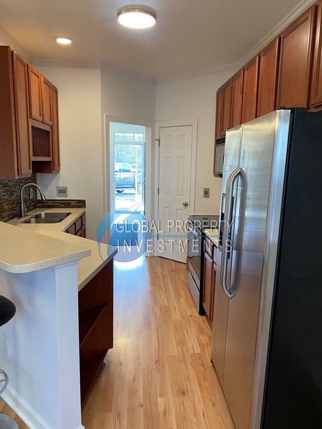 Building Photo - 4829 Landover Pine Pl