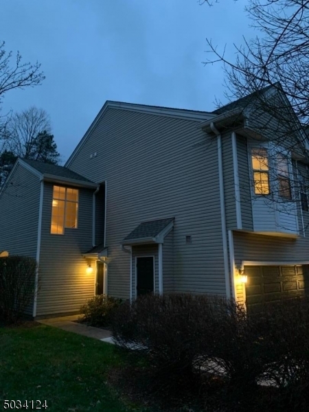 Building Photo - 31 Teal Ln