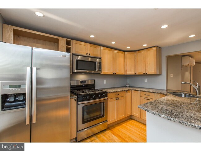 Foto del edificio - 7833 Germantown Ave