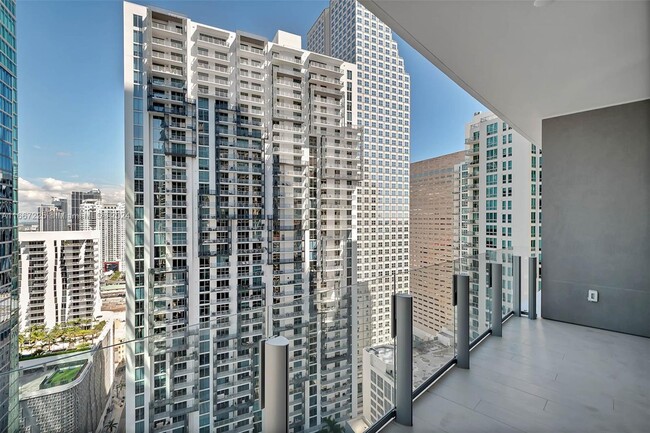 Foto del edificio - 300 Biscayne Blvd Way