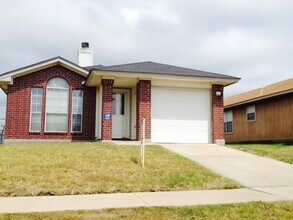 Building Photo - 2213 Schwald Rd