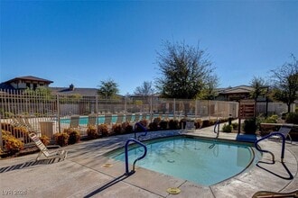 Building Photo - 10625 Mt Jefferson Ave