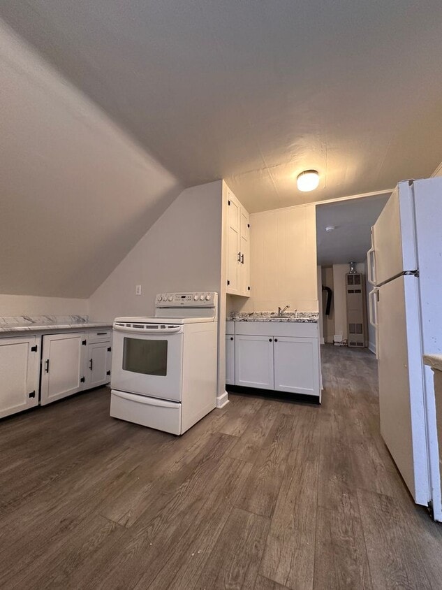 Foto principal - 248 N Franklin St