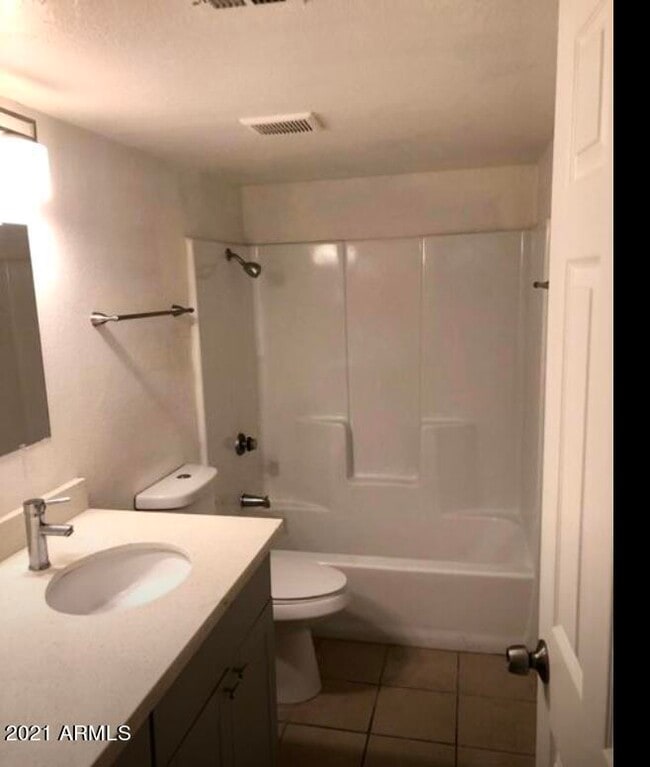 Building Photo - 18202 N Cave Creek Rd