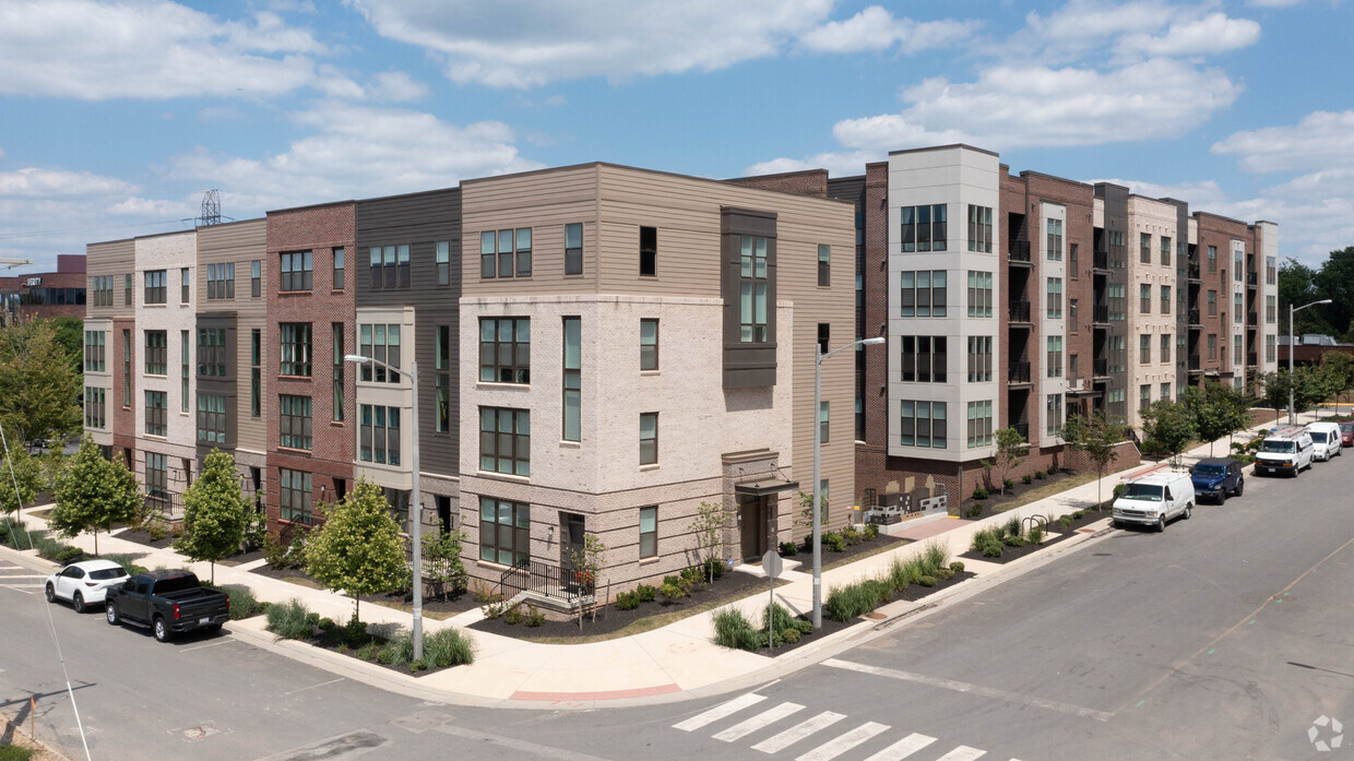 Primary Photo - Lofts at Reston Station