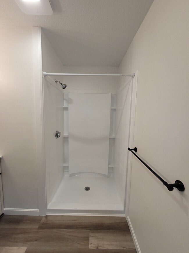 30 Mechanic St Unit B, Griswold, CT 06351 30 Mechanic St Griswold, CT