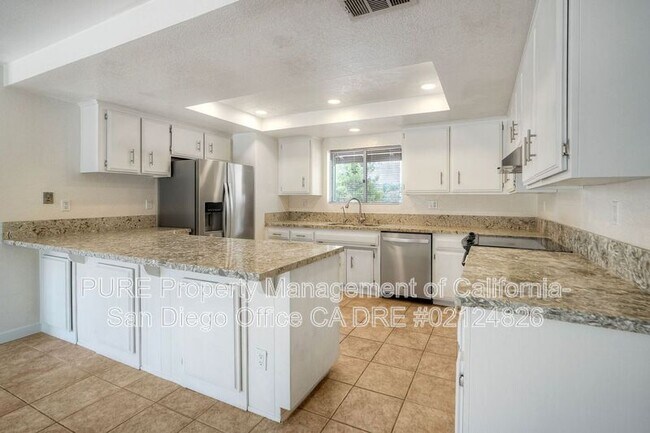 Foto del edificio - 24940 Abalar Way