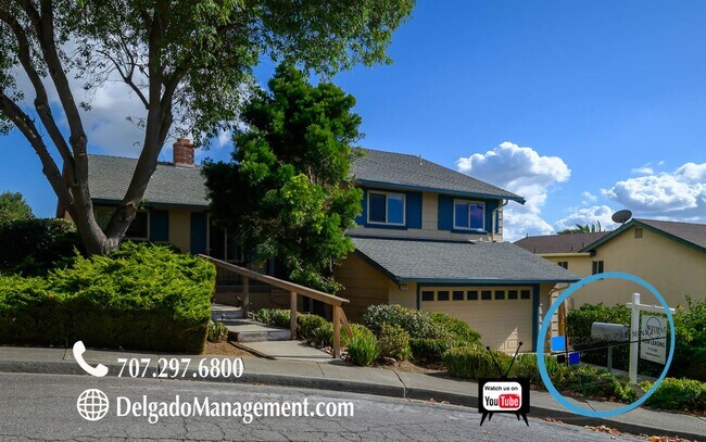 Building Photo - Benicia! Four bedroom home located on cul-...