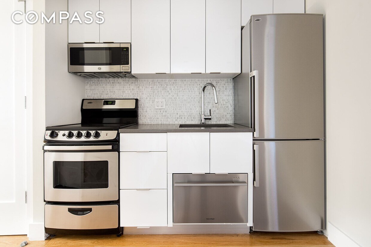 249 Broome St Unit 8, New York, NY 10002 Room for Rent in New York