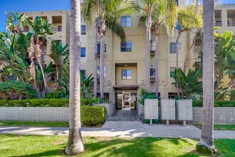 Building Photo - 4077 3rd Ave