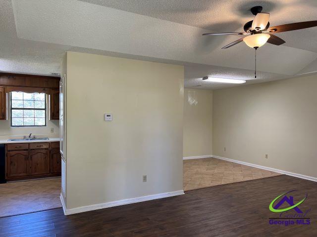 Foto del edificio - 142 Lonnie Bryant Rd