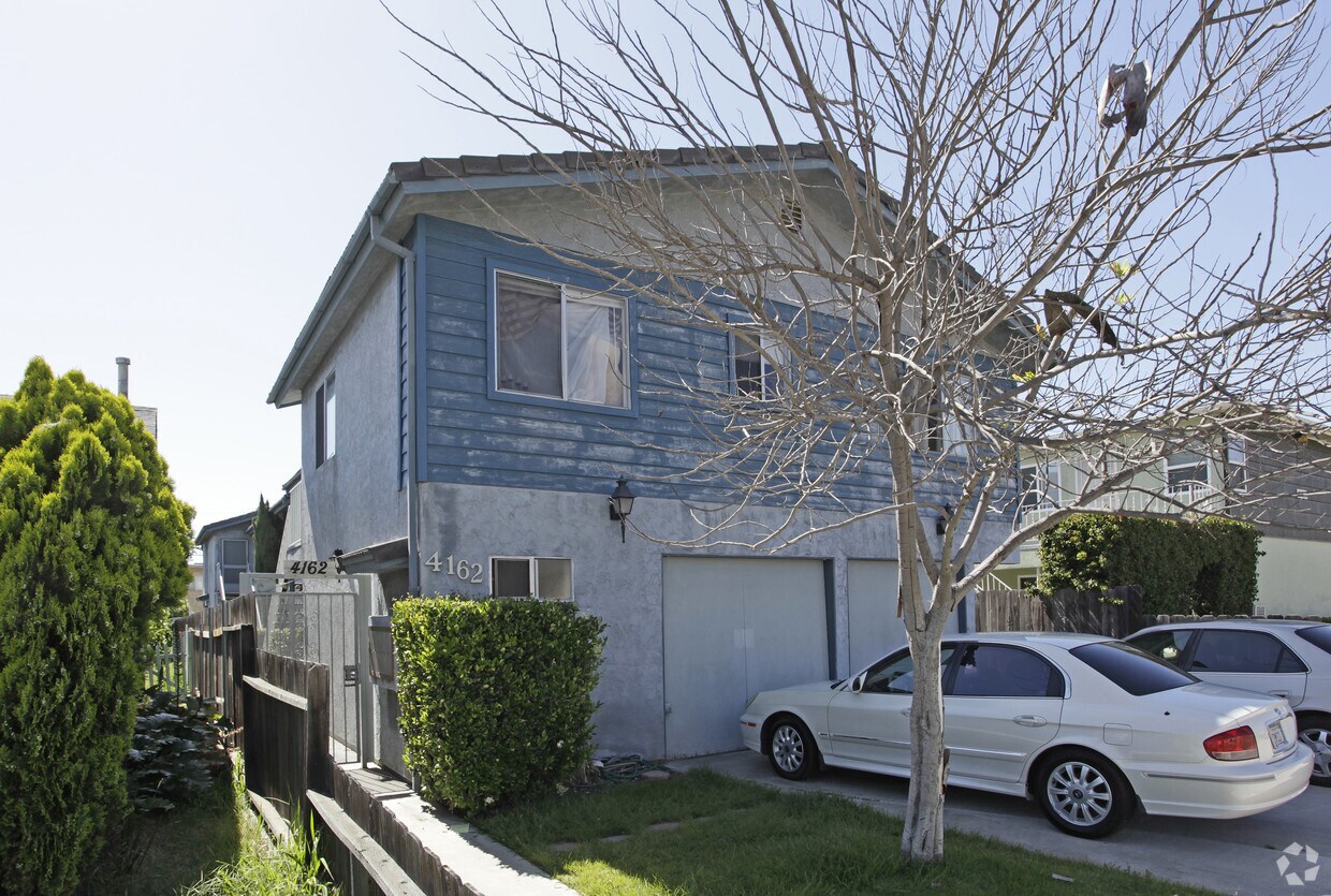 Building Photo - 4162 Arizona St