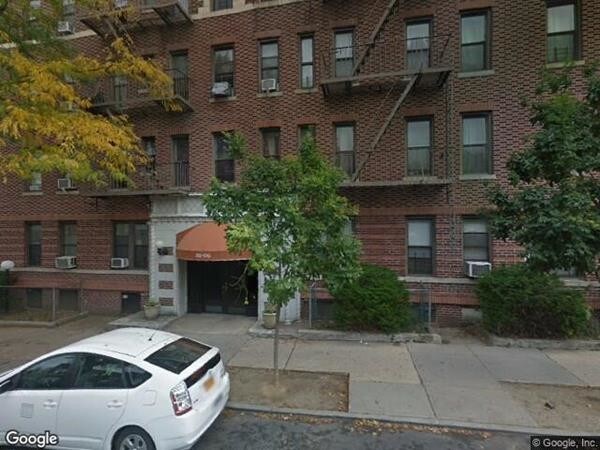 Foto del edificio - 32-05 81st St