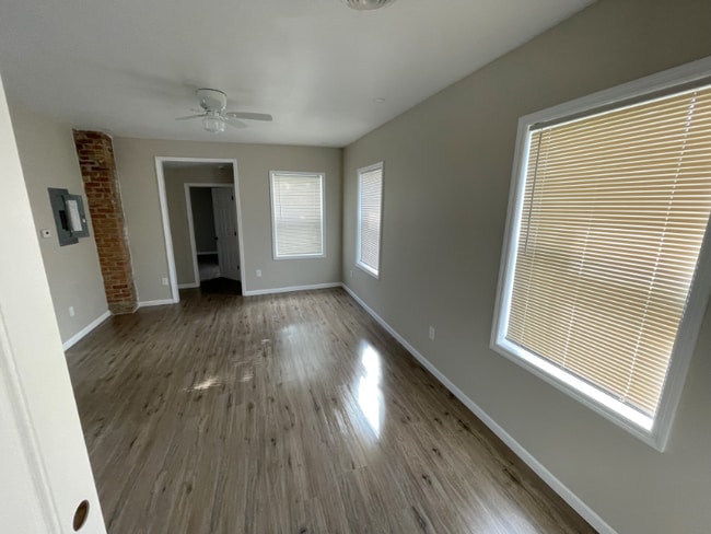 Foto del edificio - 1222 6th Ave