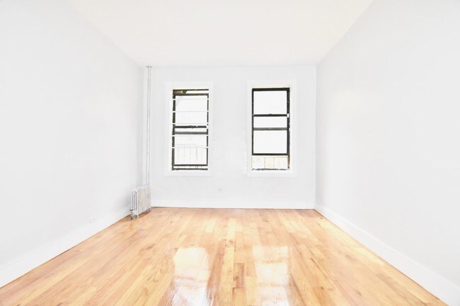 Building Photo - 3300 Bailey Avenue